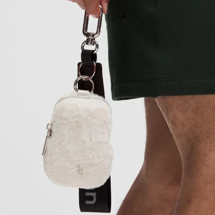 lululemon Clippable Fleece Zip Pouch Unisex Bone/Silver 4