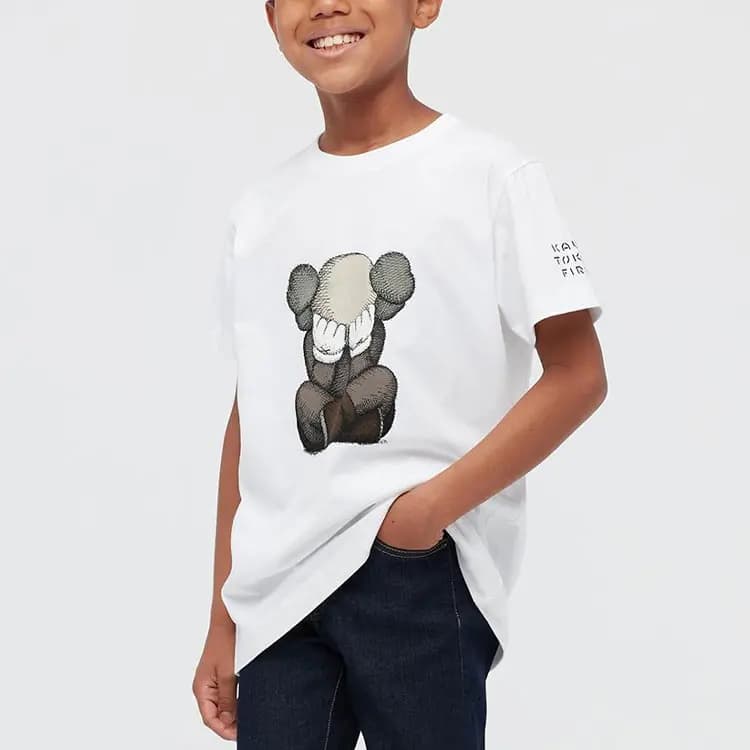 UNIQLO x KAWS Collaboration Kids Printed Crew Neck Short Sleeve T-Shirt Unisex Kids White 2