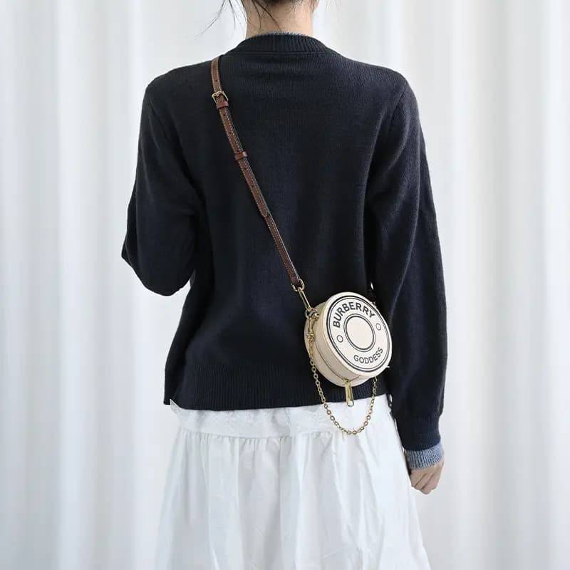 Lanbaofan Burberry Portable Round Cosmetic Bag Shoulder Strap Unisex Qəhvəyi/Qara 5