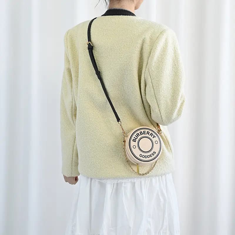 Lanbaofan Burberry Portable Round Cosmetic Bag Shoulder Strap Unisex Qəhvəyi/Qara 9