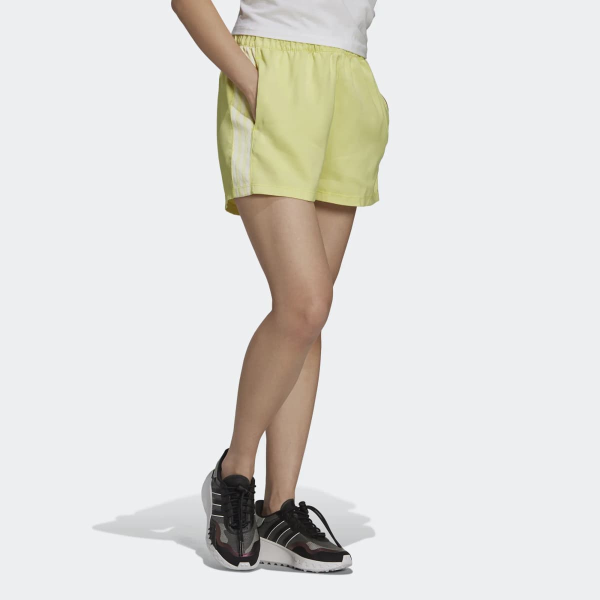 Adidas Originals Qadın Şort Lemon 4