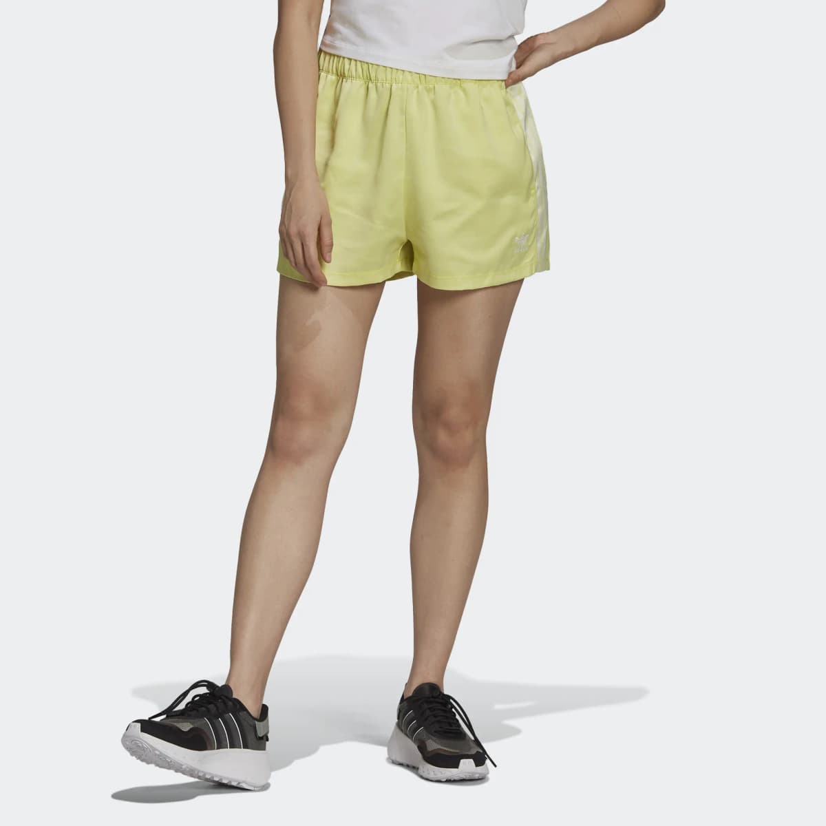 Adidas Originals Qadın Şort Lemon 2