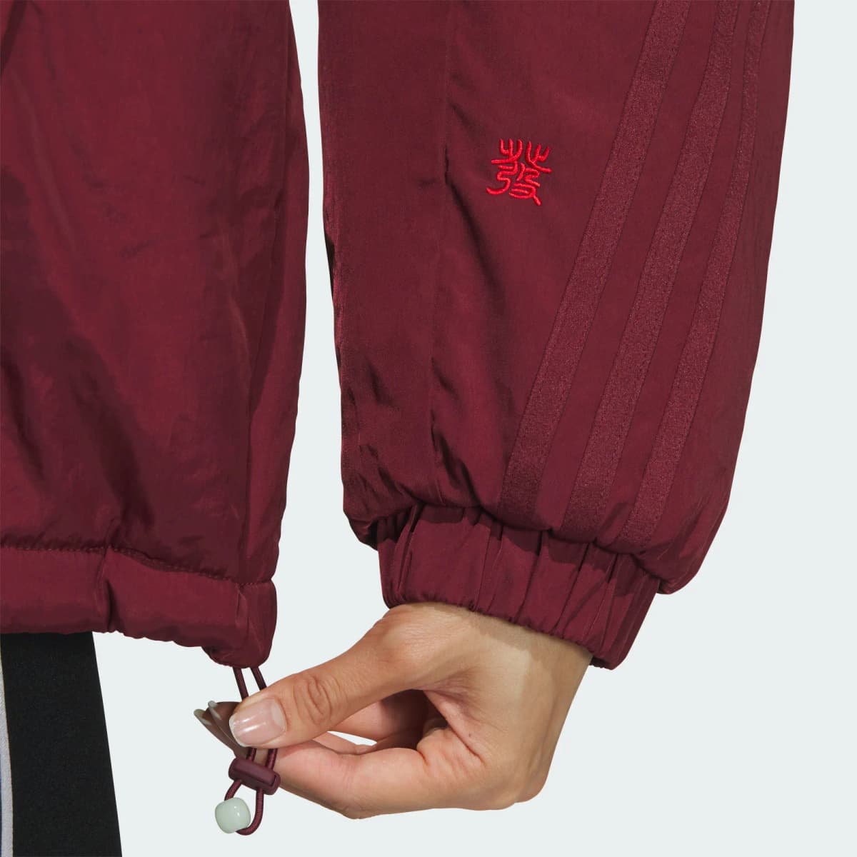 adidas Originals AW24 Year of the Snake Limited Edition LNY W Jacket PA Warm Sports Hooded Puffer Jacket Women's Dark Red 4