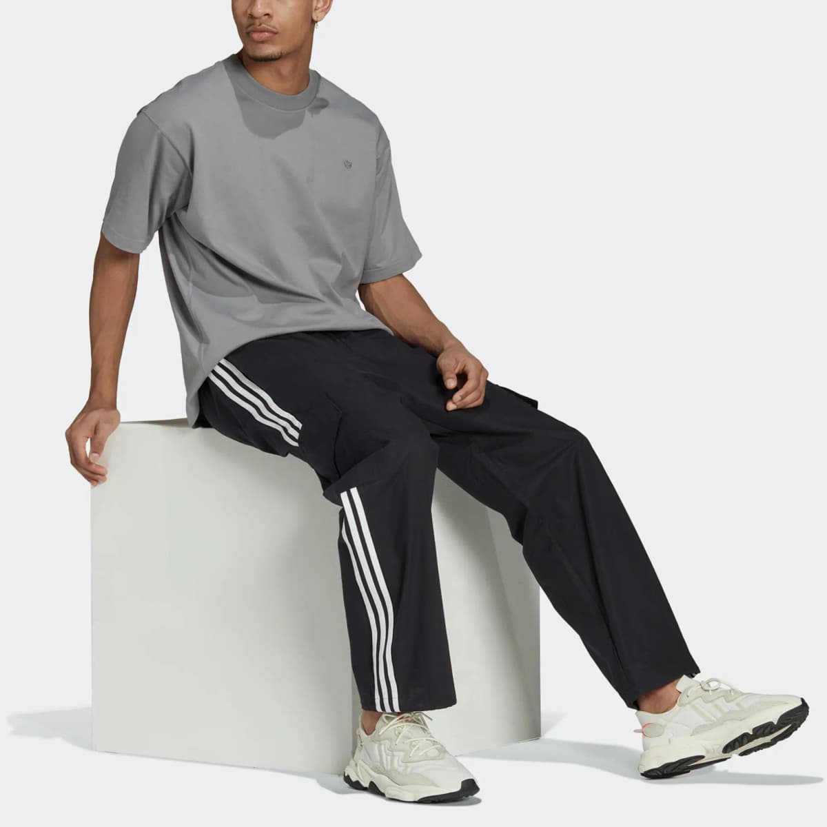 Adidas Originals 3-Stripes Kişi Şalvarı Qara 4