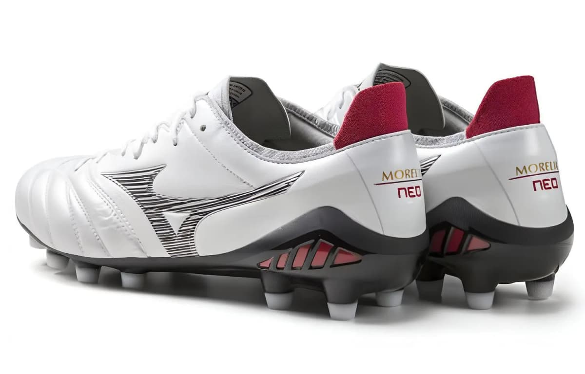 Morelia Neo Mizuno 3 Ağ/Qara 3