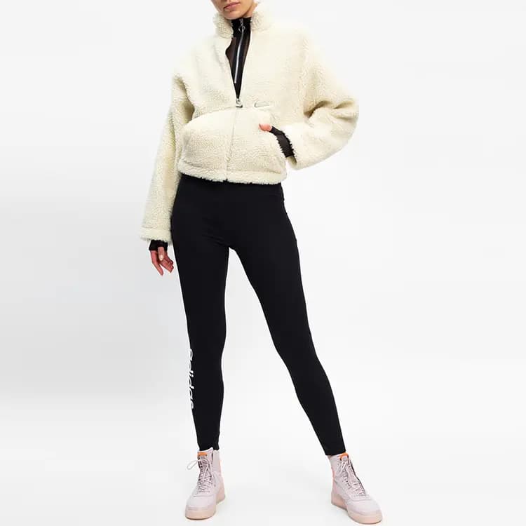 Nike Sportswear Swoosh Qadın Pencəyi Ağ 2