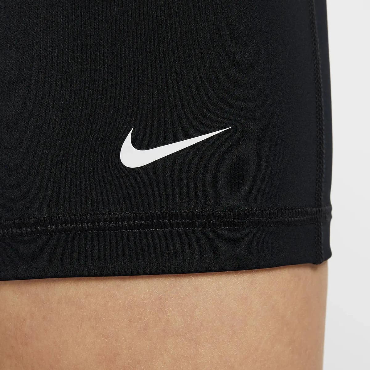 Nike Dri Fit Qadın İdman Şortu Qara 5
