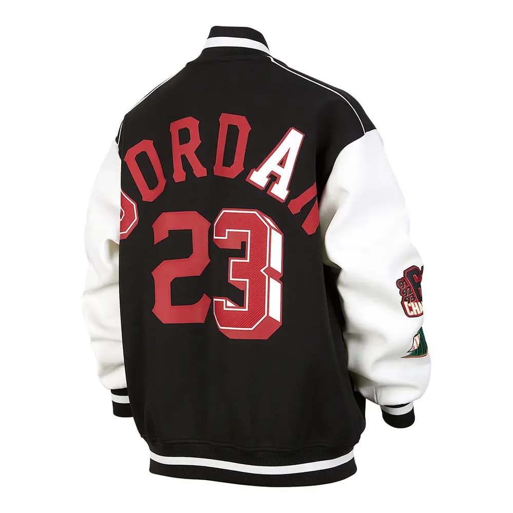 Jordan Pencək və Kurtka Qara 2