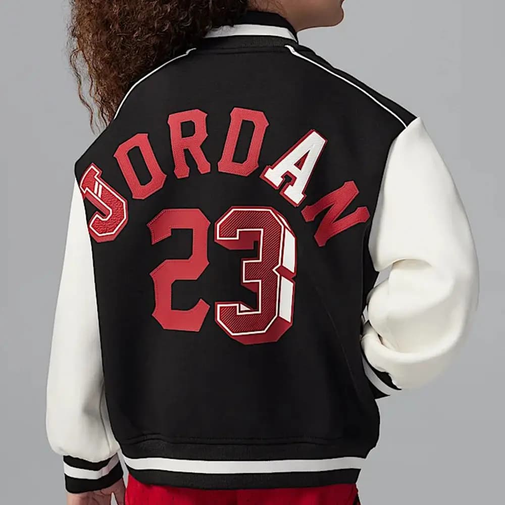 Jordan Pencək və Kurtka Qara 5