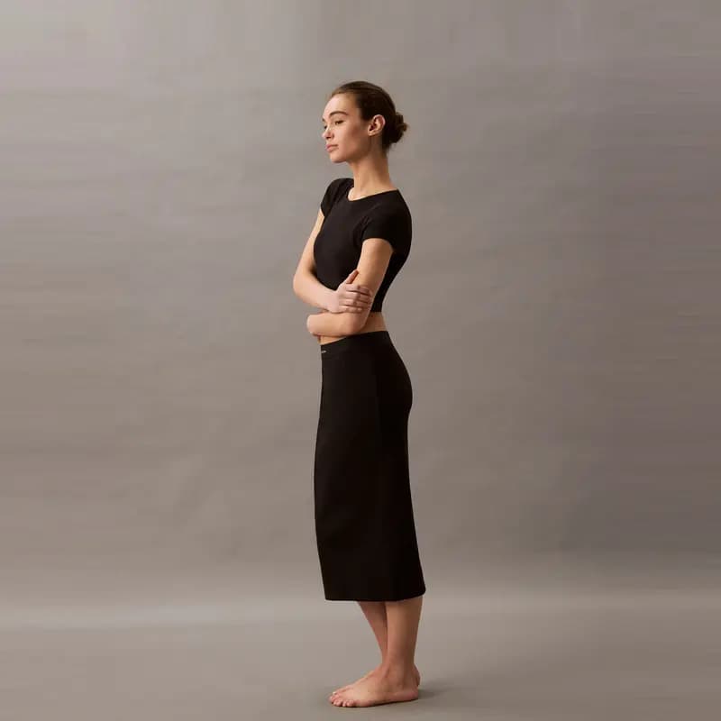 CALVIN KLEIN Modern Ribbed Bodycon Uzun Don Qadın 10