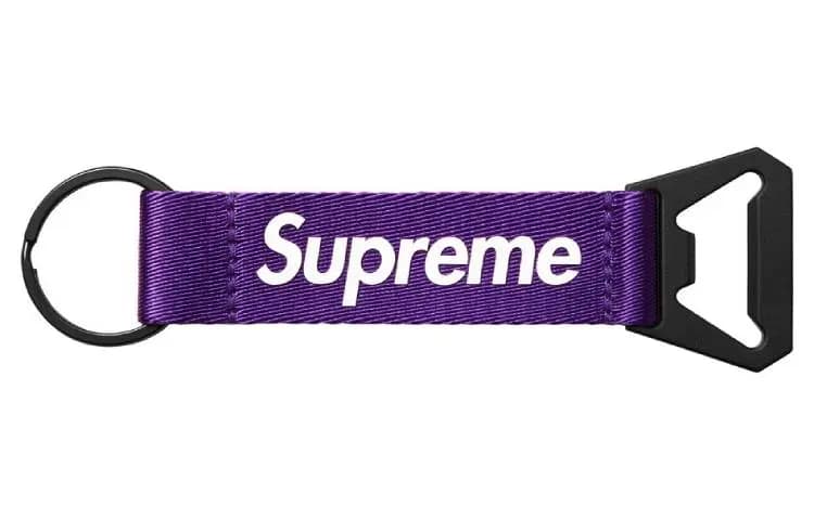 Supreme Webbing Keychain 3