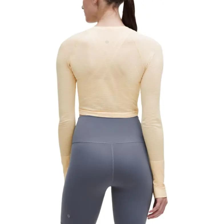 lululemon Swiftly Tech Cropped Series İdman Üstü Qadın 12