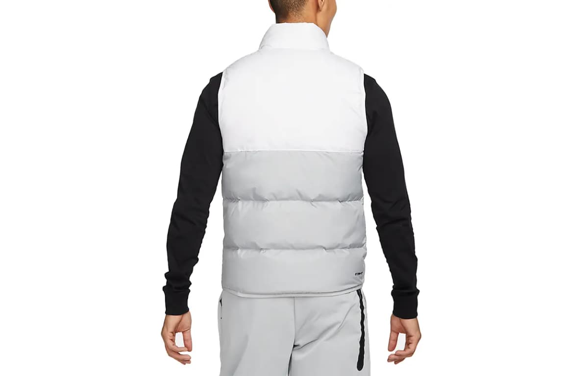 Nike Sportswear Storm-FIT Windrunner Kişi Jileti Ağ 2