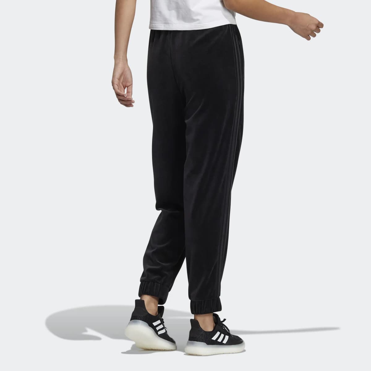adidas Velour Qadın İdman Şalvarı Qara 3
