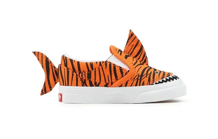 Vans Slip-On V Uşaq Ayaqqabısı Tiger Shark 2