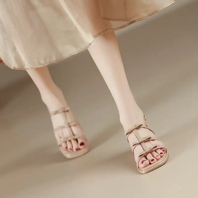 ZHR Sweet Bow Patent Leather Shiny Braided Line Roman Holiday Style Beach Oil Painting Girly Fashion Versatile Lightweight Breathable Comfortable Elegant Single Strap Sandals Women's 4