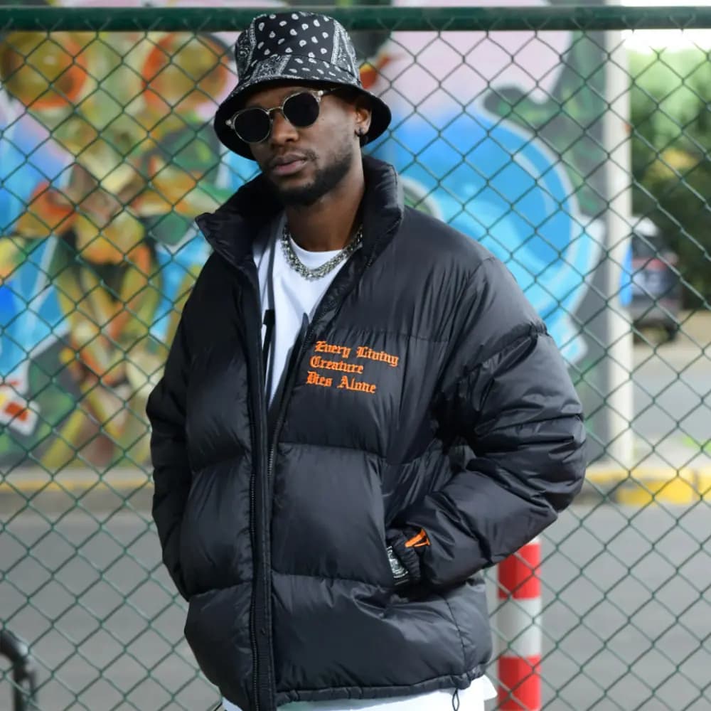 VLONE Big Logo Down Jacket Unisex 11