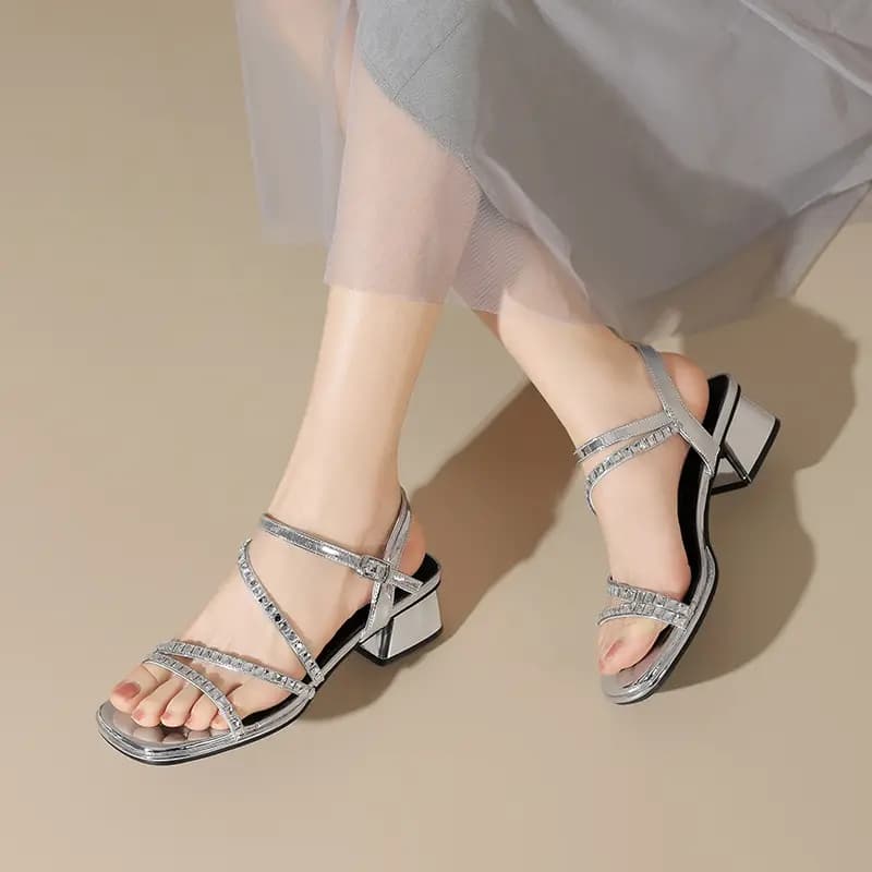 ZHR Glossy Patent Leather Tech Punk Style Luxury Rhinestone Chain Strap Jersey Retro Design Elegant Fashion Banquet Commuter Lightweight Comfortable Strap Sandals 4cm Women's 5