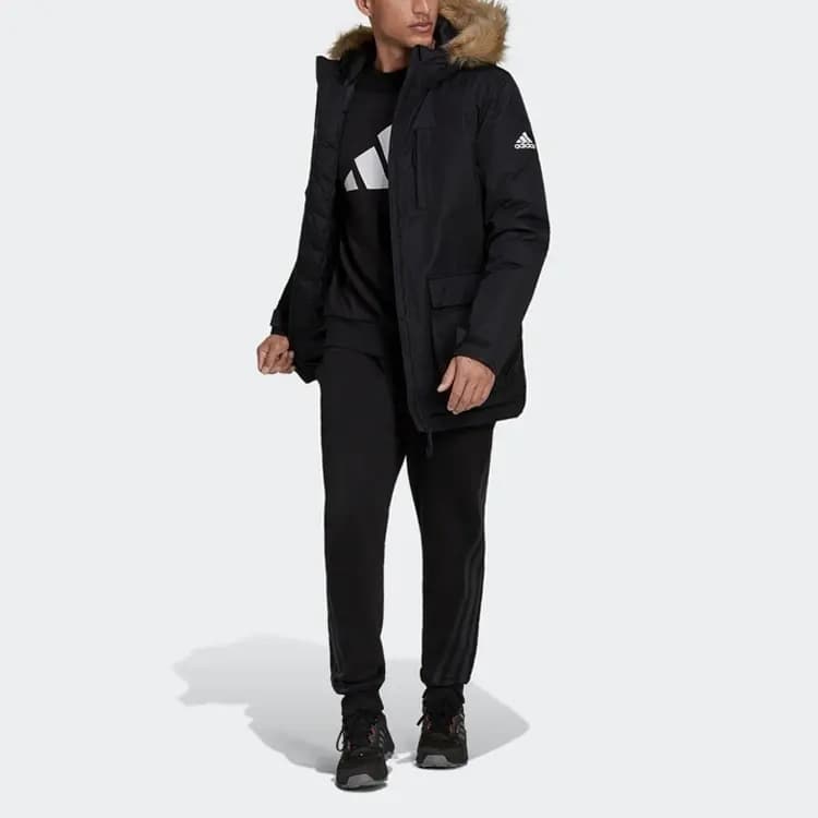 adidas Utilitas Kişi Puffer Pencək Qara 4
