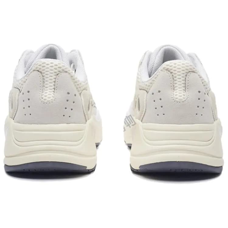 Adidas Yeezy Boost 700 Analog 3