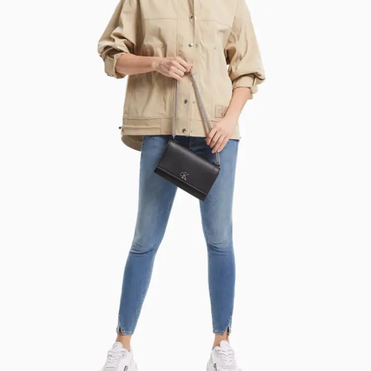 CALVIN KLEIN Çiyin Çantası Qadın Qara 5