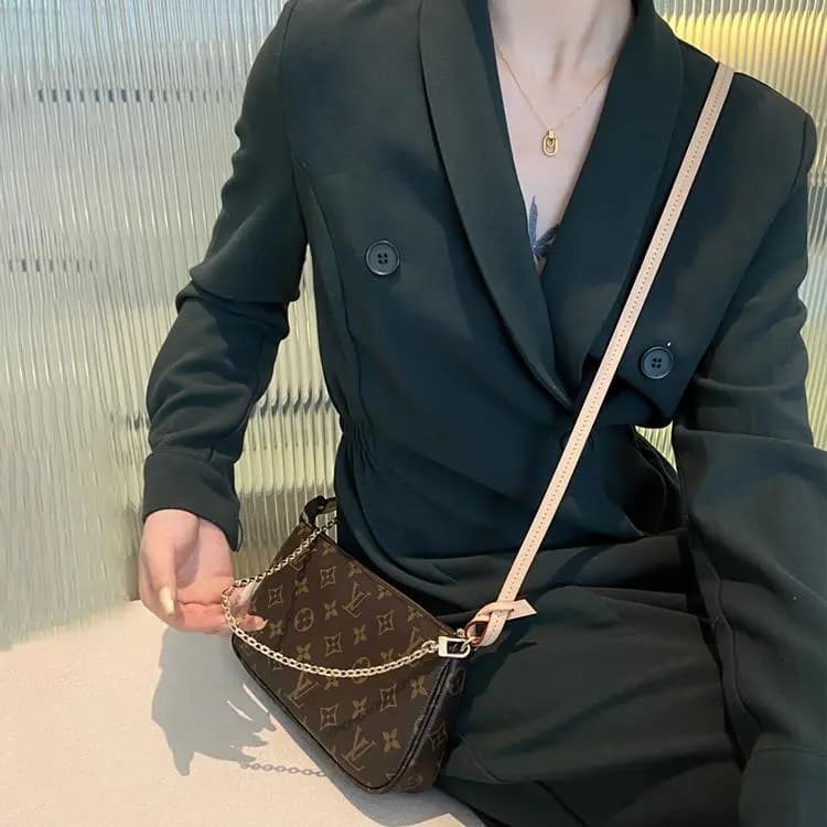 Luxury Care Artisan Workshop Vegetable Tanned Leather Cow Leather Bag Accessory Unisex Brown 7