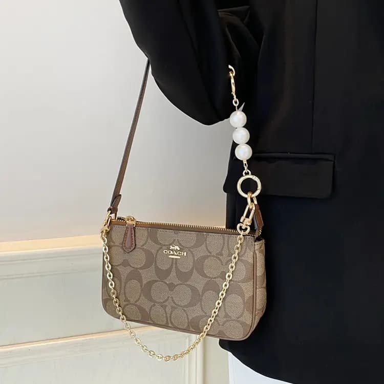 Shehu Gongfangxin COACH Nolita 19 Çanta Aksesuarı Unisex 2