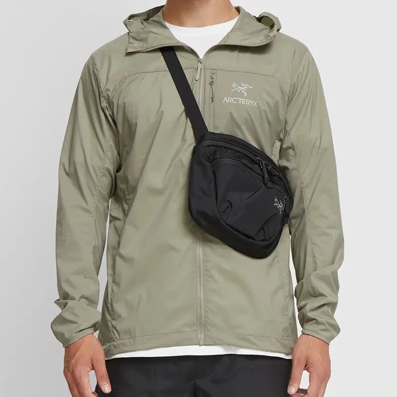 Arcteryx 2.5L Crossbody Outdoor Bag Nylon Fabric Black Men's 4