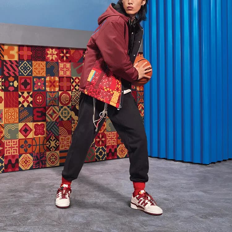 Adidas Originals CNY Kişi Puffer Pencəyi Qara 7