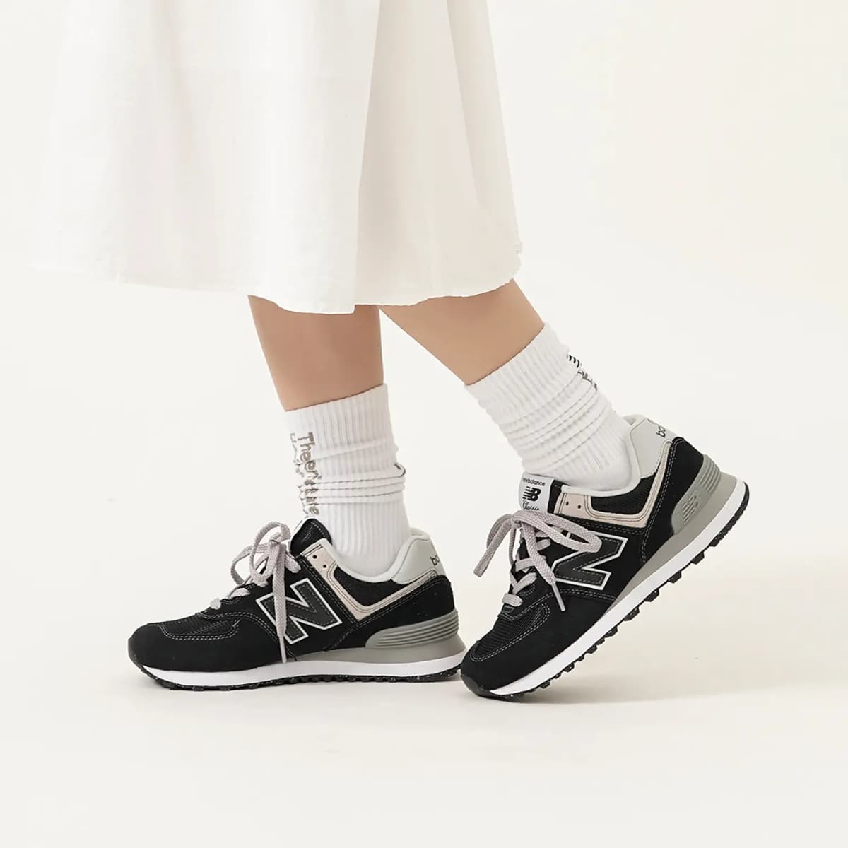New Balance 574 Qara/Ağ 10