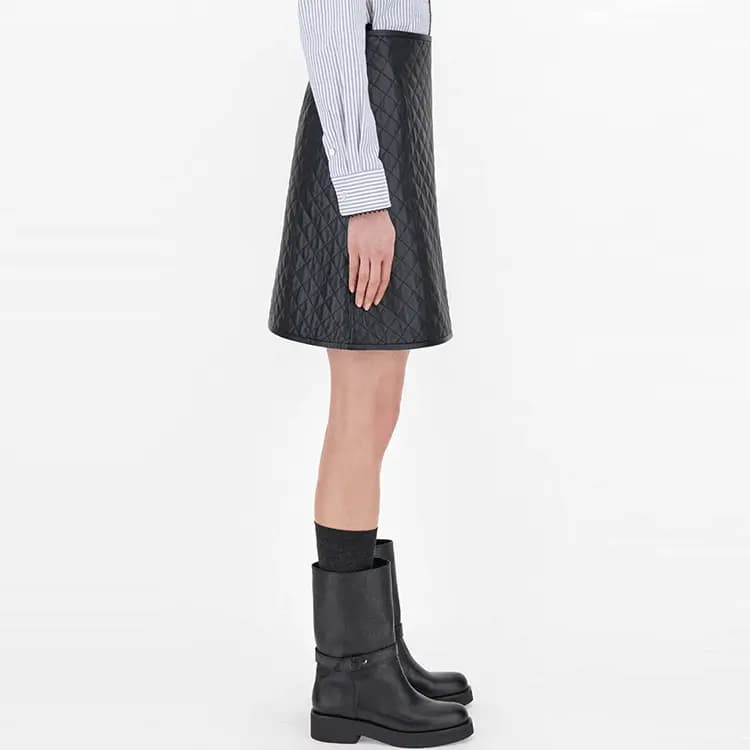 WEEKEND MaxMara Bernini Series Qadın Dəri Mini Ətəyi Qara 5