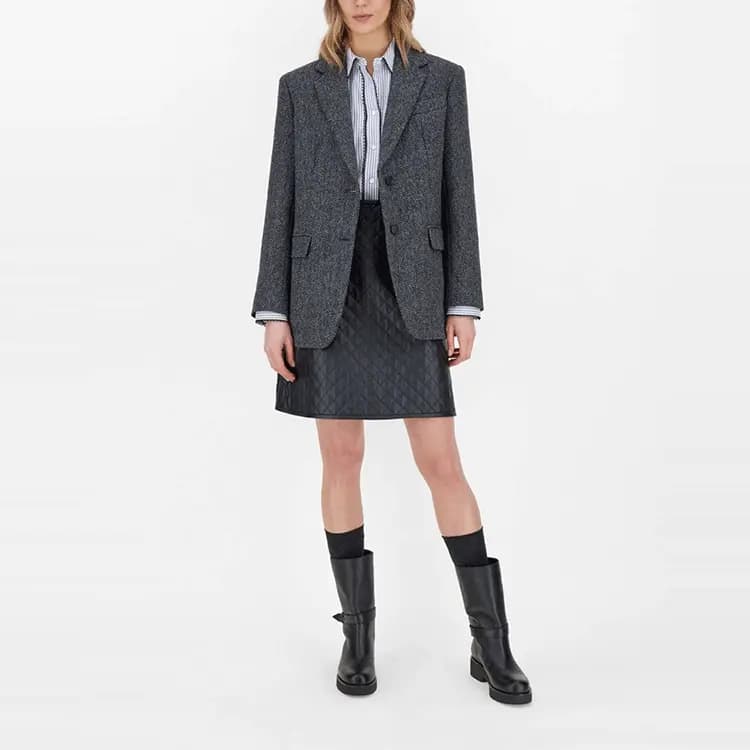 WEEKEND MaxMara Bernini Series Qadın Dəri Mini Ətəyi Qara 3