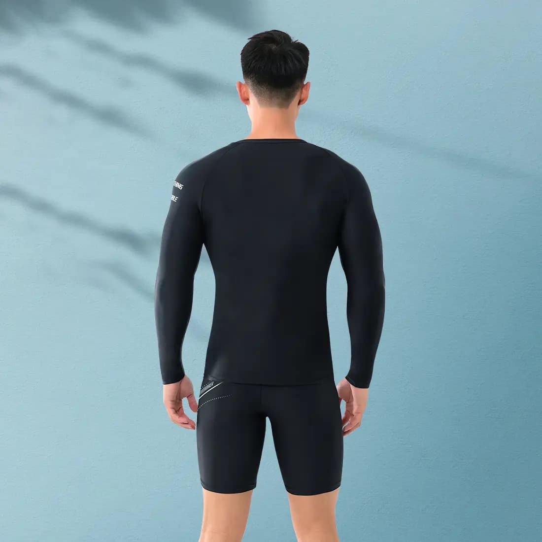 LiNing Moisture-Wicking Anti-Chlorine Soft Comfortable Long Sleeve Racing Skin-Fit Square Leg Anti-Embarrassment Knee-Length Swim Trunks Set Men's 2