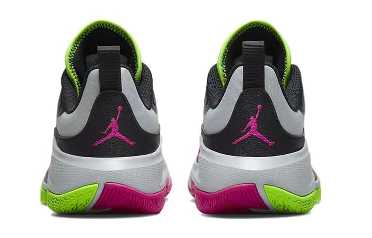 JORDAN One Take 3 Kids' Basketball Shoes Grade School 5