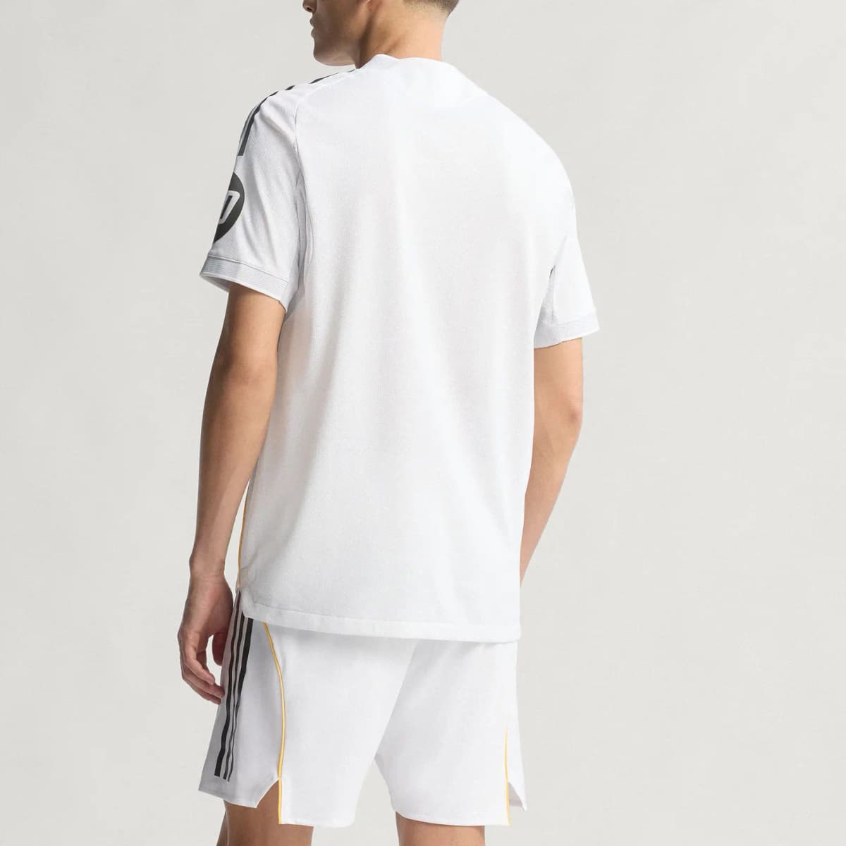 Adidas Real Madrid 25/26 Home Authentic Forması 7