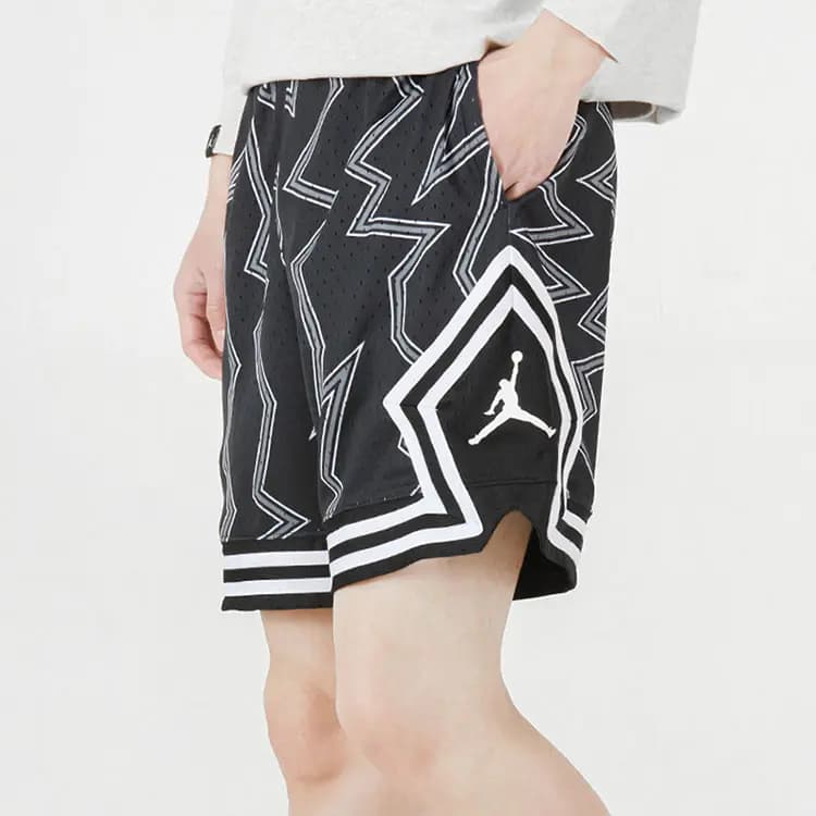 Jordan SS22 Kişi Şortu Qara 5