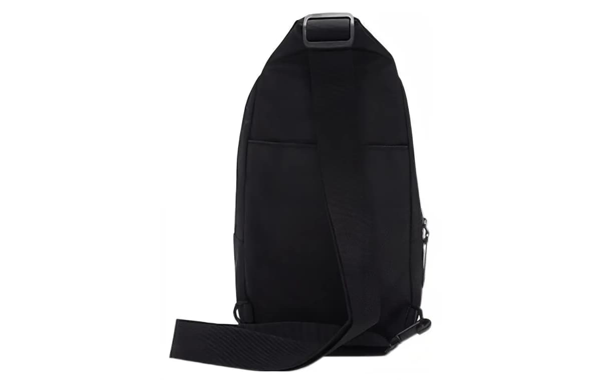 LiNing BADFIVE Sports Life Series Reflective Fabric Shoulder Crossbody Chest Bag Regular Pure Black 2