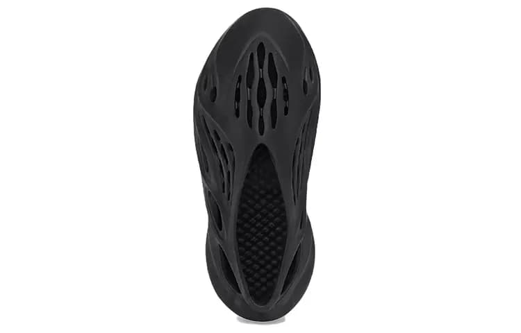 Adidas Originals Yeezy Foam Rnr Onyx 4