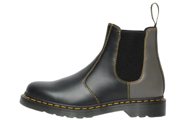 Dr.Martens 2976 Smooth Clash Leather Chelsea Boots 'Black'