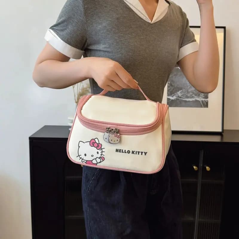 Sanrio Hello Kitty Qadın Səyahət Çantası Ağ 2