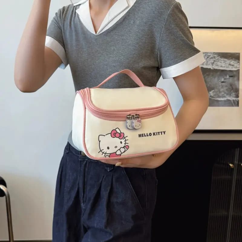 Sanrio Hello Kitty Qadın Səyahət Çantası Ağ 3