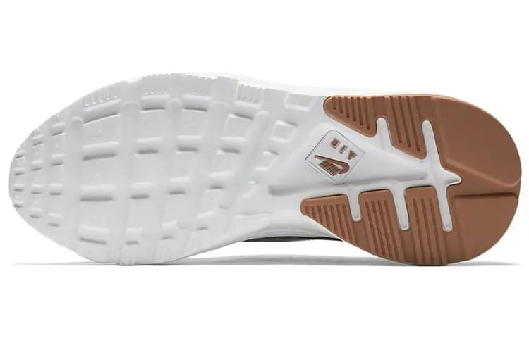 Nike Air Huarache Ultra Qadın Sandalet Qara 4