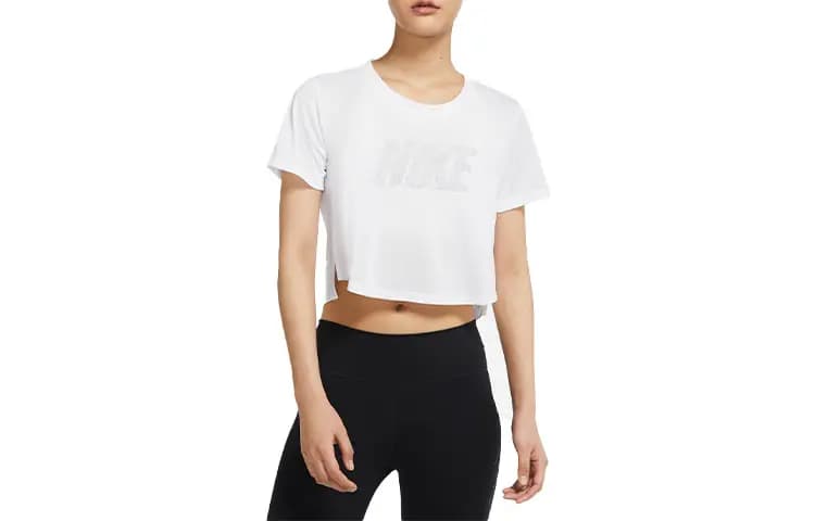 Nike Qadın Qısa Köynək Ağ