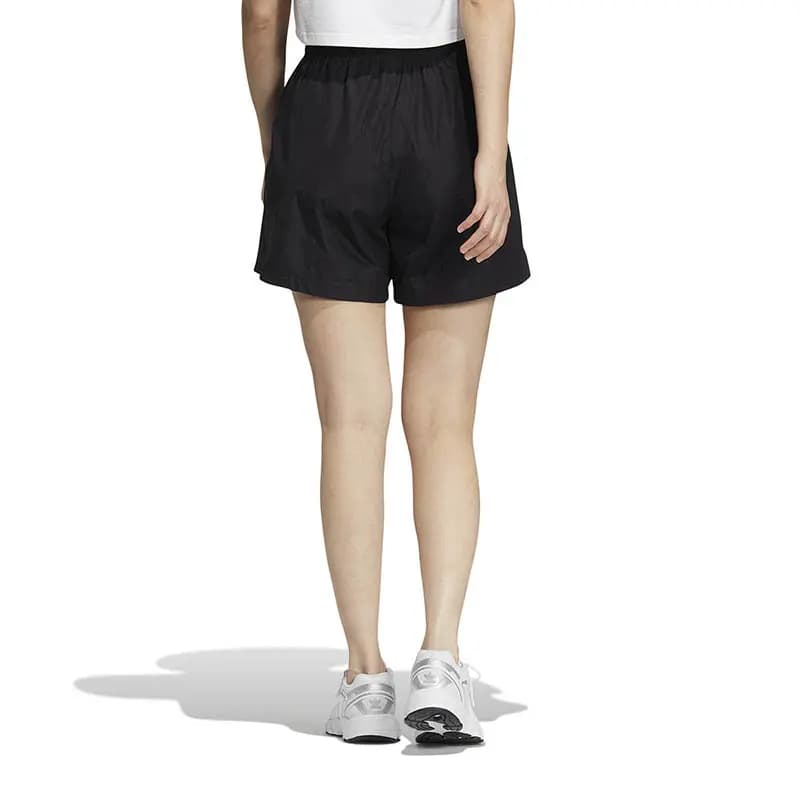 adidas Originals Qadın Şortu Qara 4