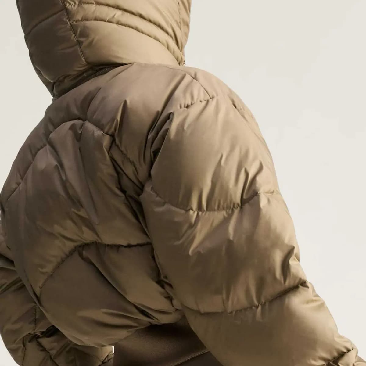 adidas CROPPED WIND.RDY PADDED WINTER Qadın Puffer Kurtkası 4
