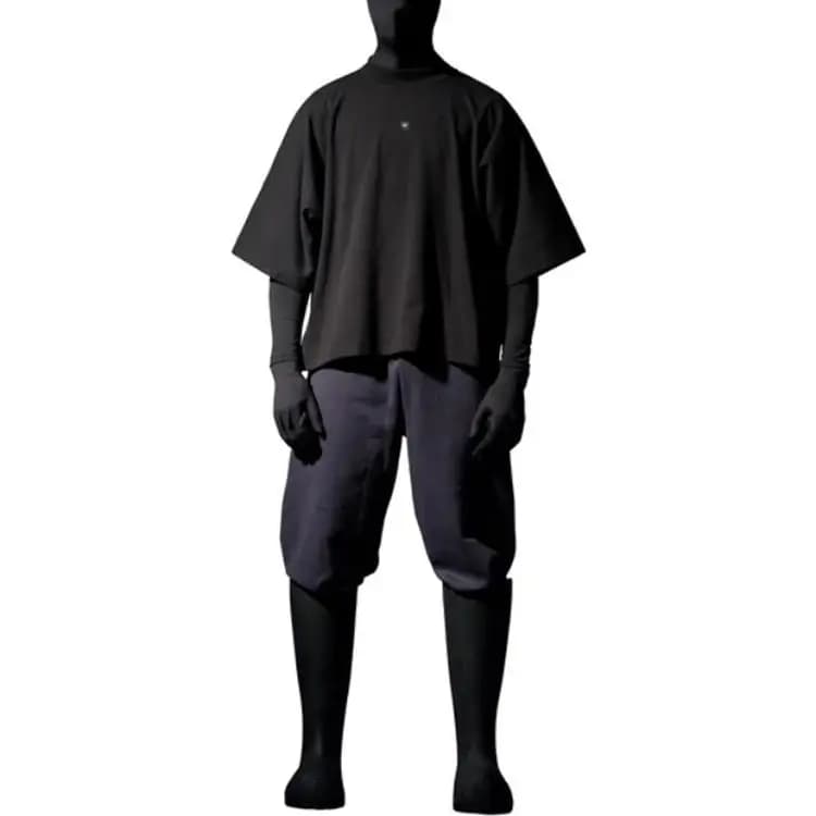 YEEZY Engineered By Balenciaga Cropped Logo No Seam Tee 3