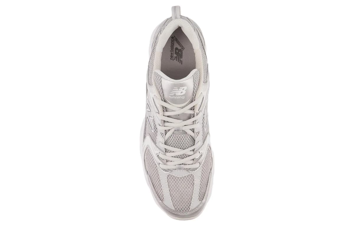New Balance 530 Moonbeam Silver Metallic 4