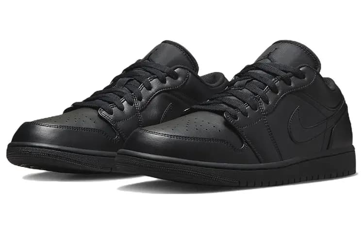Jordan 1 Low Triple Black 2022 3