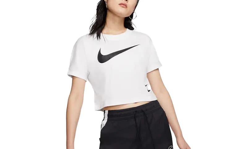 Nike Logo Printli T-Shirt Qadın Ağ