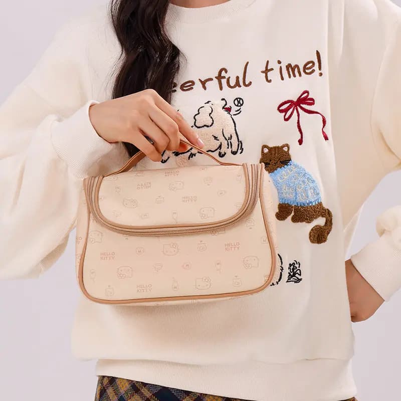 Sanrio Hello Kitty Makiyaj Çantası Qadın 7